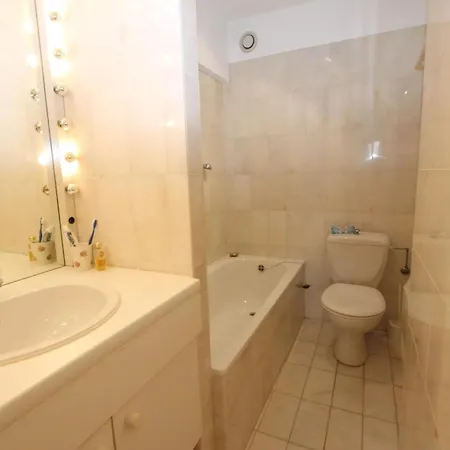 Apartamento Duvetorre 0801 *