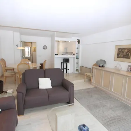 Apartamento Duvetorre 0801 *